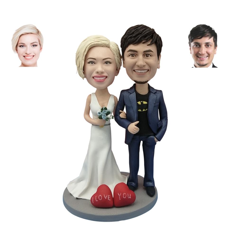 Couple custom bobbleheads with love and flowers