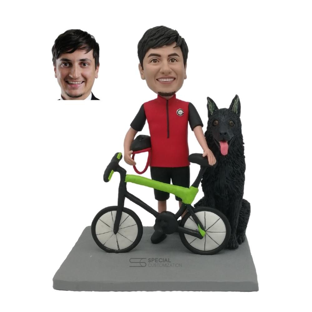Customized bobbleheads with bikes and pets